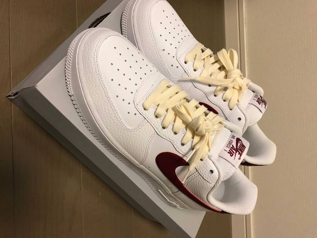 アトモスから届きました😊
シューレースも替えてイイ感じです😃
AViCのシュ