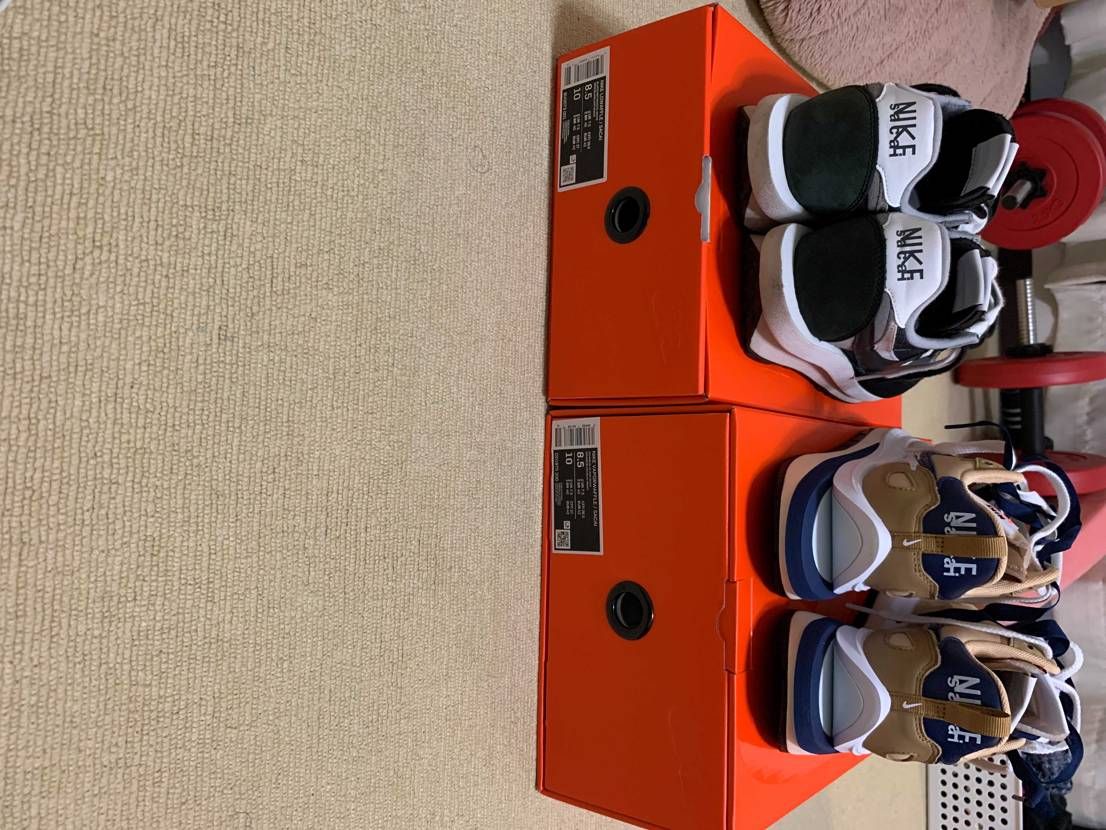 昨日セサミが届いたんですけど1年前くらいにスニーカーダンクで
