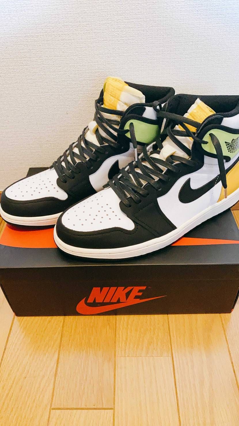 このジョーダンのシューレースは黒だな