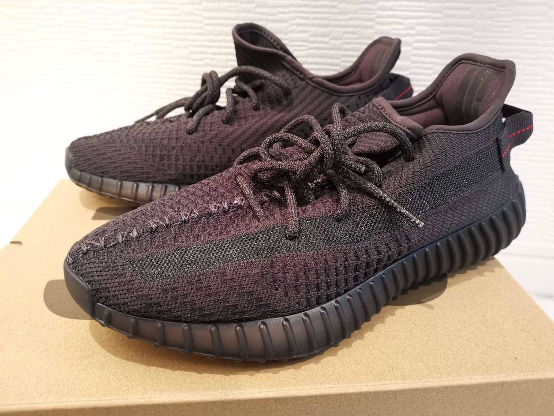 初YEEZY BOOST!!
カッコ良い！