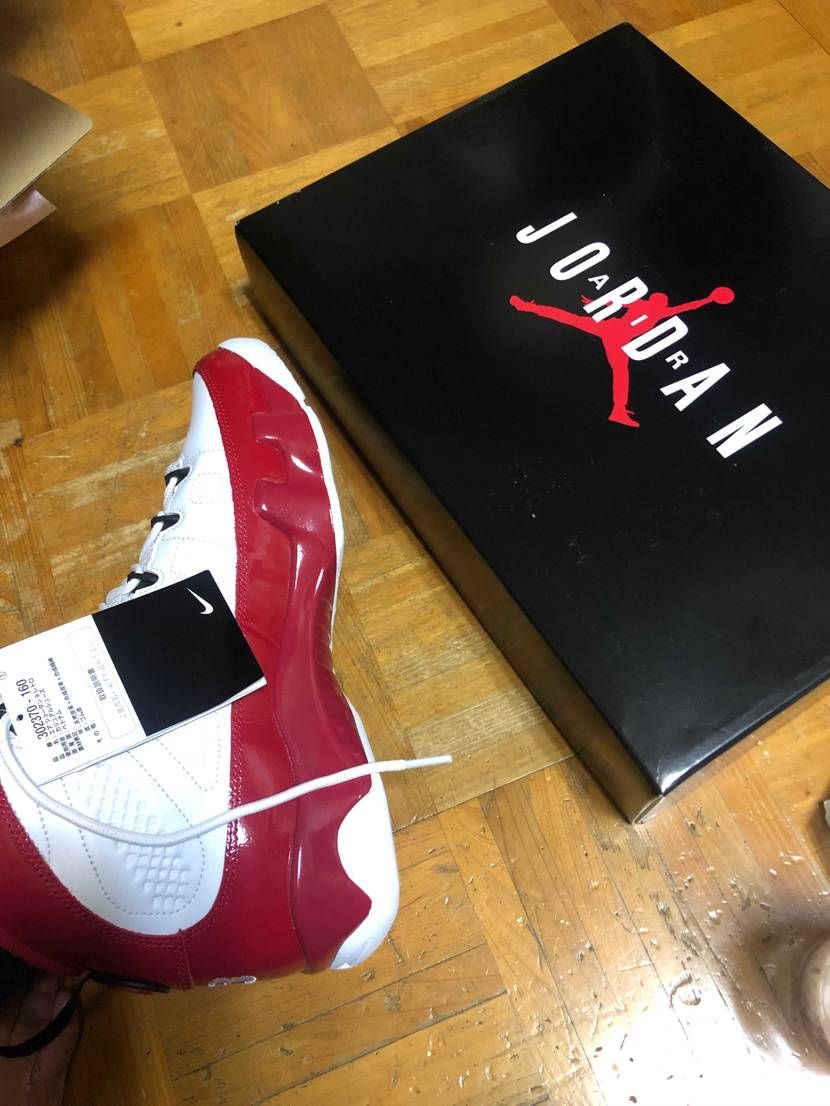届きました!
AJ9はあんまり人気ないかもしれないけど…
実物見たら買ってよ