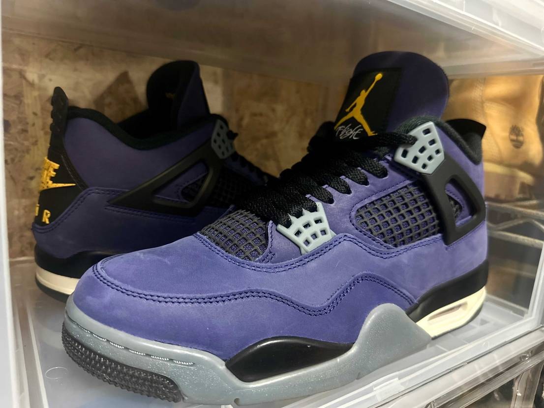 防水スプレーも吹かないで
届いた次の日に家族と動物園行きました😌
履き心地は