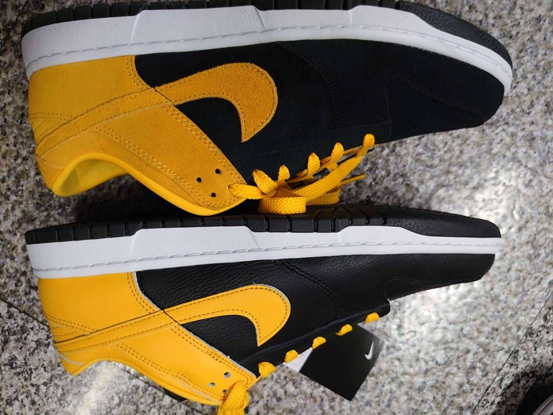 Dunkはｽｴｰﾄﾞの方がいいと思ってたけど、材質違いで購入