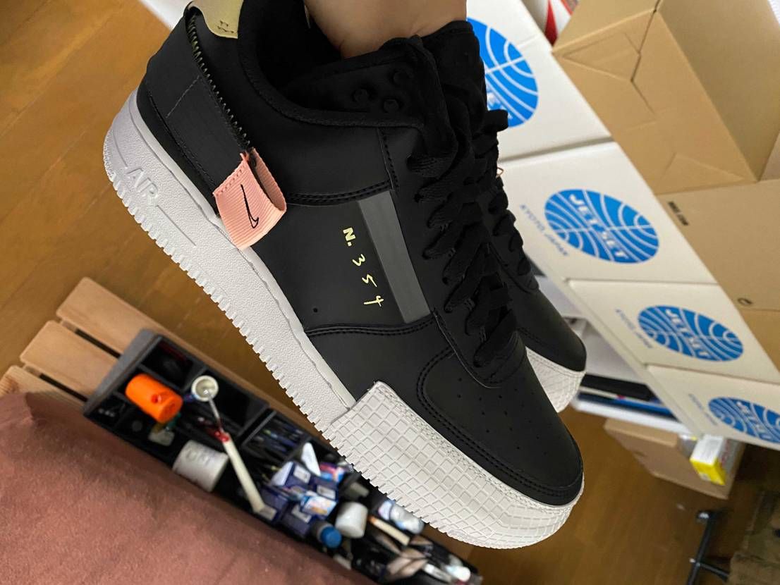 サミット一回もはかずに売ります（笑）履こうとしてたのになー（笑）

売れます