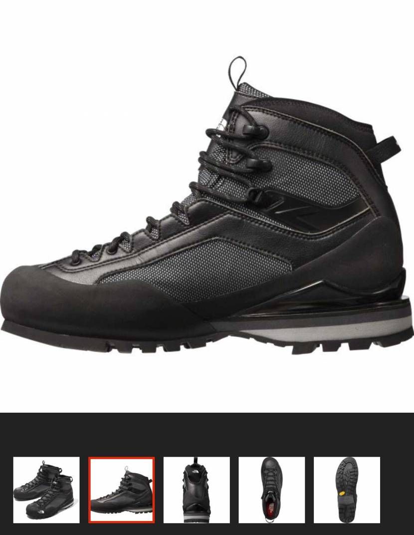 なんかカッコよくて買ってしまった👟✨トレッキングしないけど（