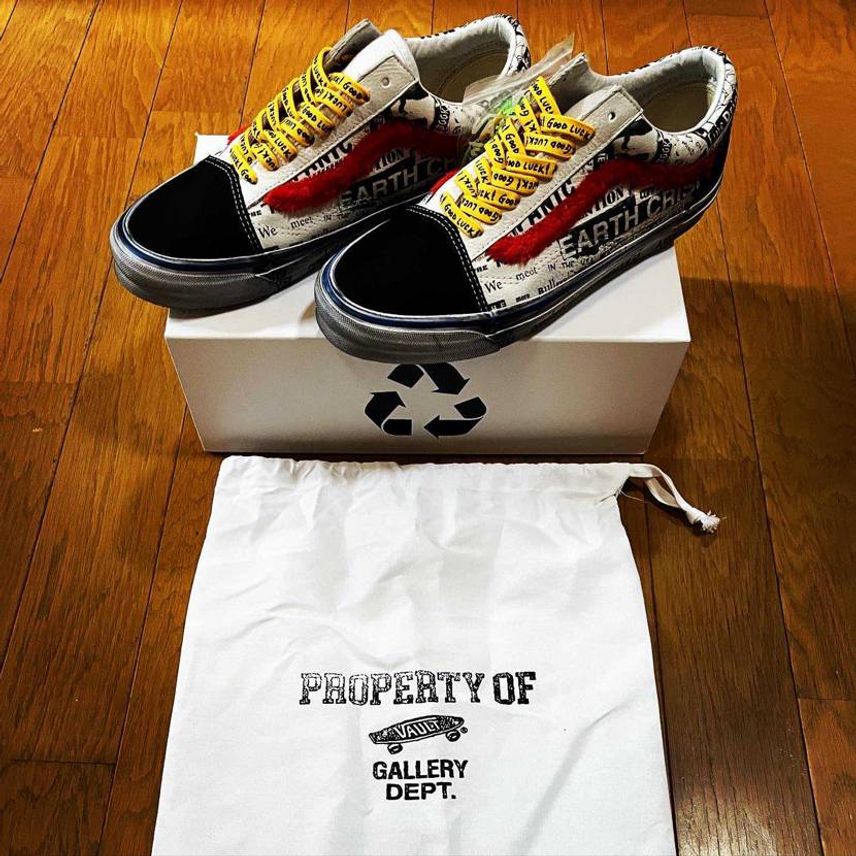 3足買いました🤣🤣🤣
GALLERY DEPT × VANS GOT