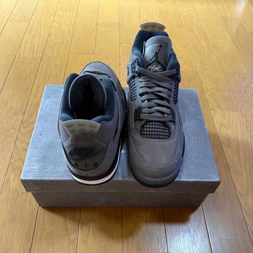 アママの色と同じ感じかと思ったら、全然違った👟
後から