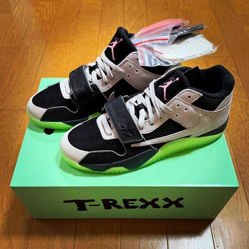 紐は付属のブラックに変更👟

やびゃーよ🏀🎉