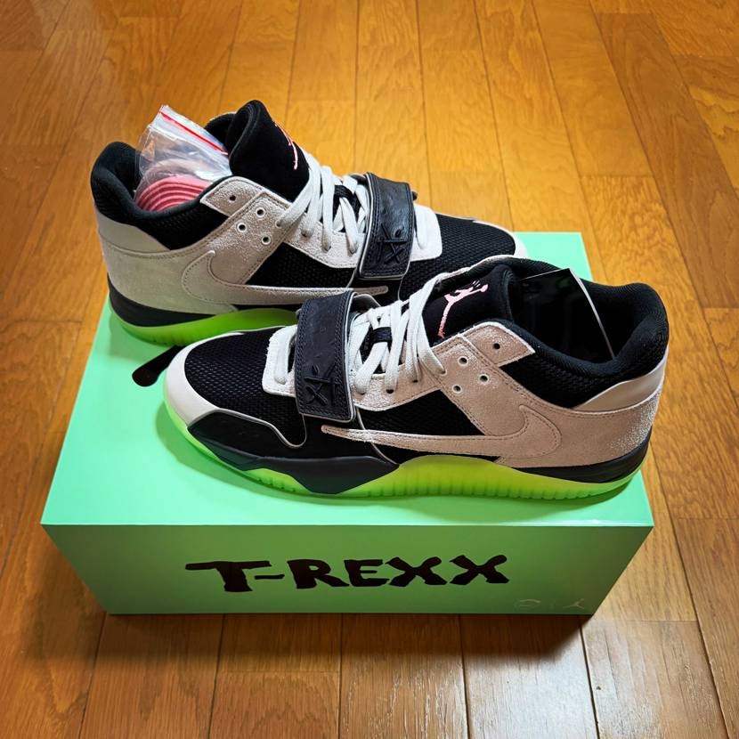 紐は付属のブラックに変更👟

やびゃーよ🏀🎉