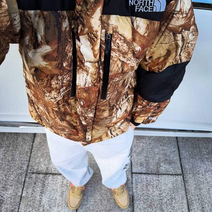 THE NORTH FACE☃️
SUPERME🛹
OF