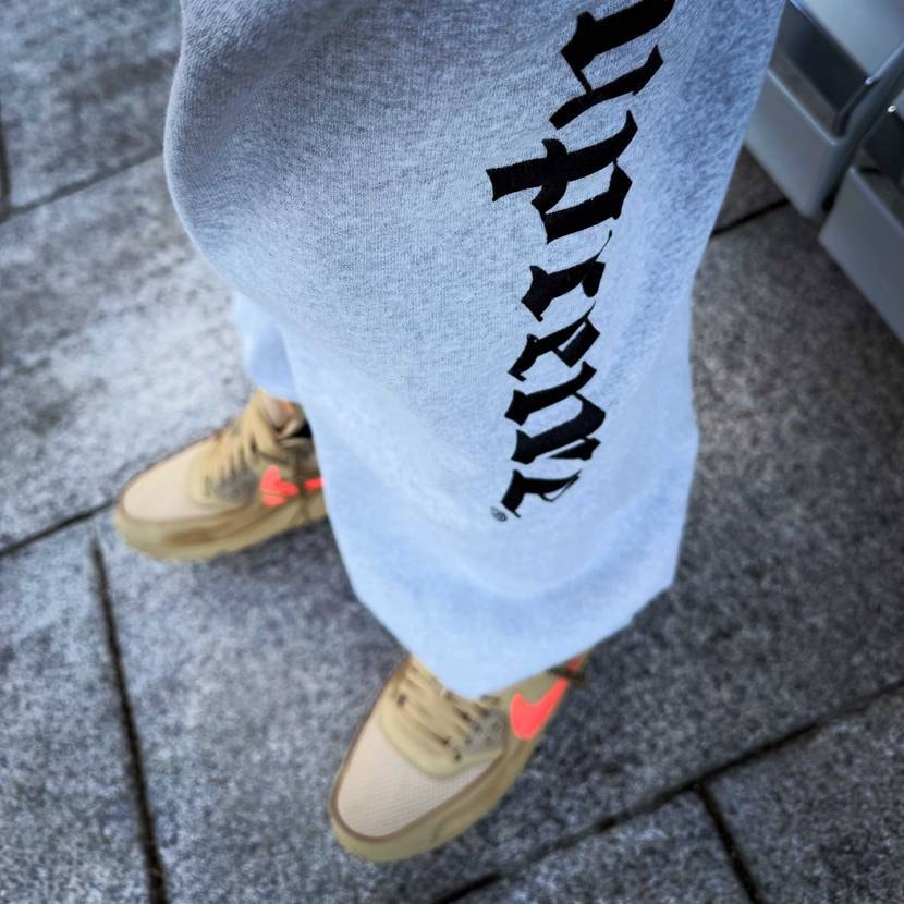 THE NORTH FACE☃️
SUPERME🛹
OF