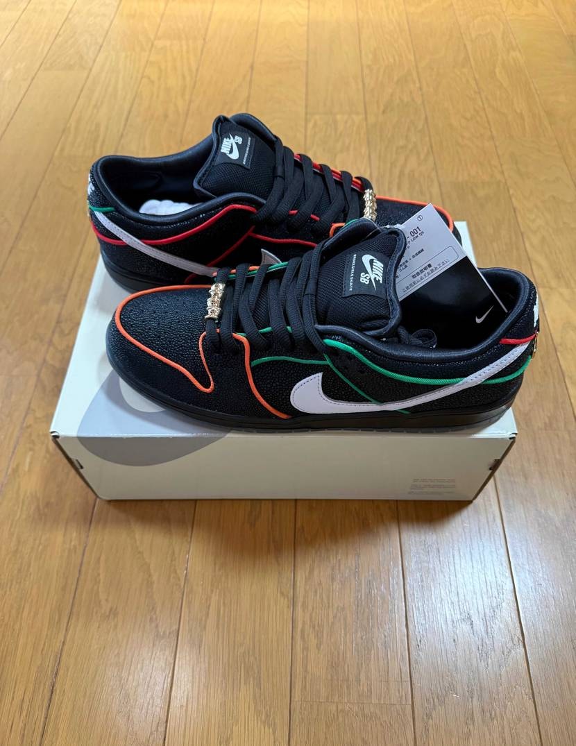 エイの皮のレザーみたい🎉

こだわりがたくさんの一足、個