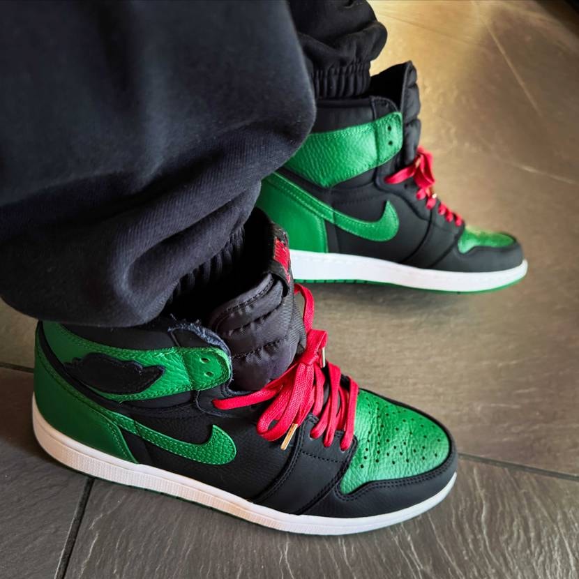 Gucci🌈
Gallery Dept💎
Nike Air Jordan 1