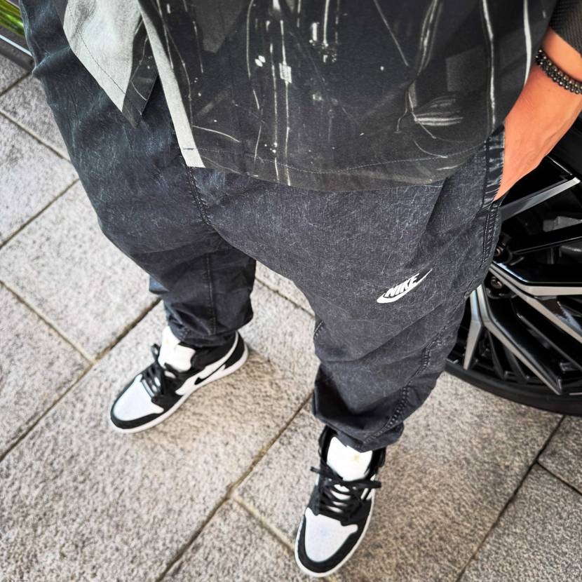Stussy🏝️
Nike🛹
The Shoe Surg