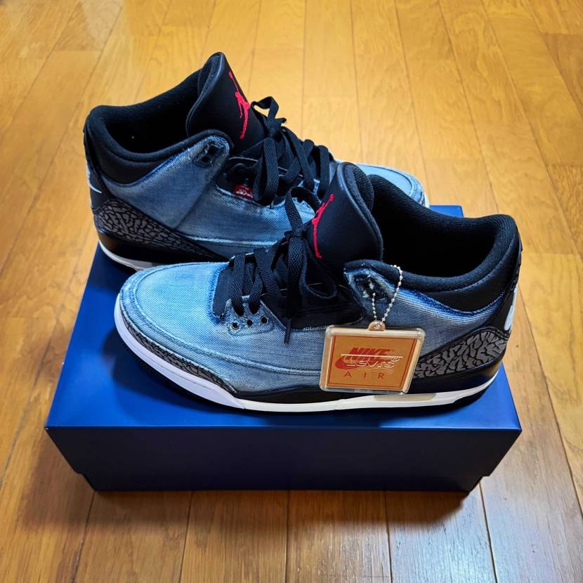 買ってすぐ依頼したけど、ようやく戻ってきた🐳

Levi