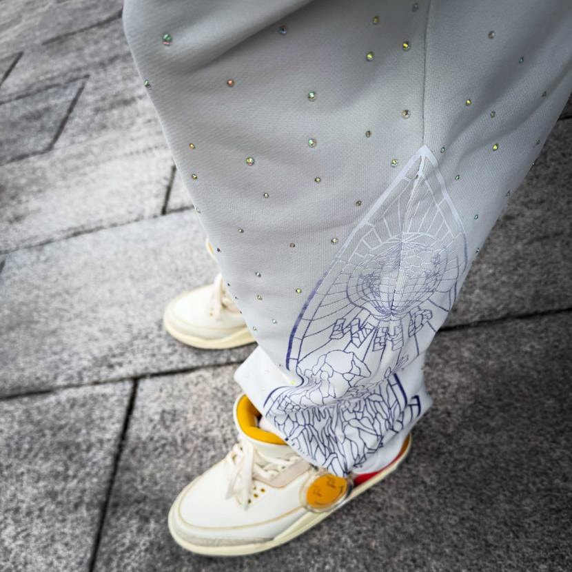 Who Decides War🫰
J Balvin × N