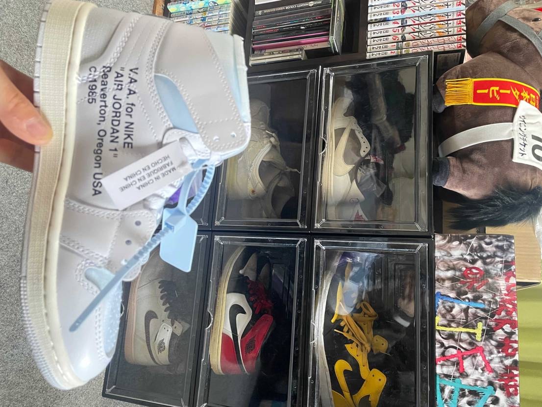 発送日が二転三転したが無事にvaaから箱潰れもなく
届いた