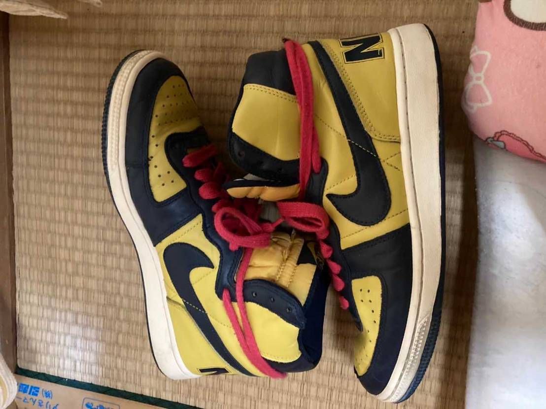 誰か興味ある人居るかな？2008ビンテージ28センチ^_^  現物のみだけど