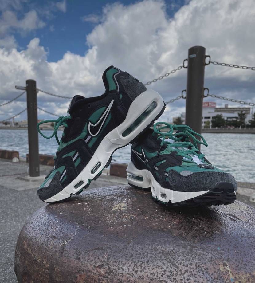 NIKEのクリアランスセールでGET✨
レトロ感あるデザインで可愛い