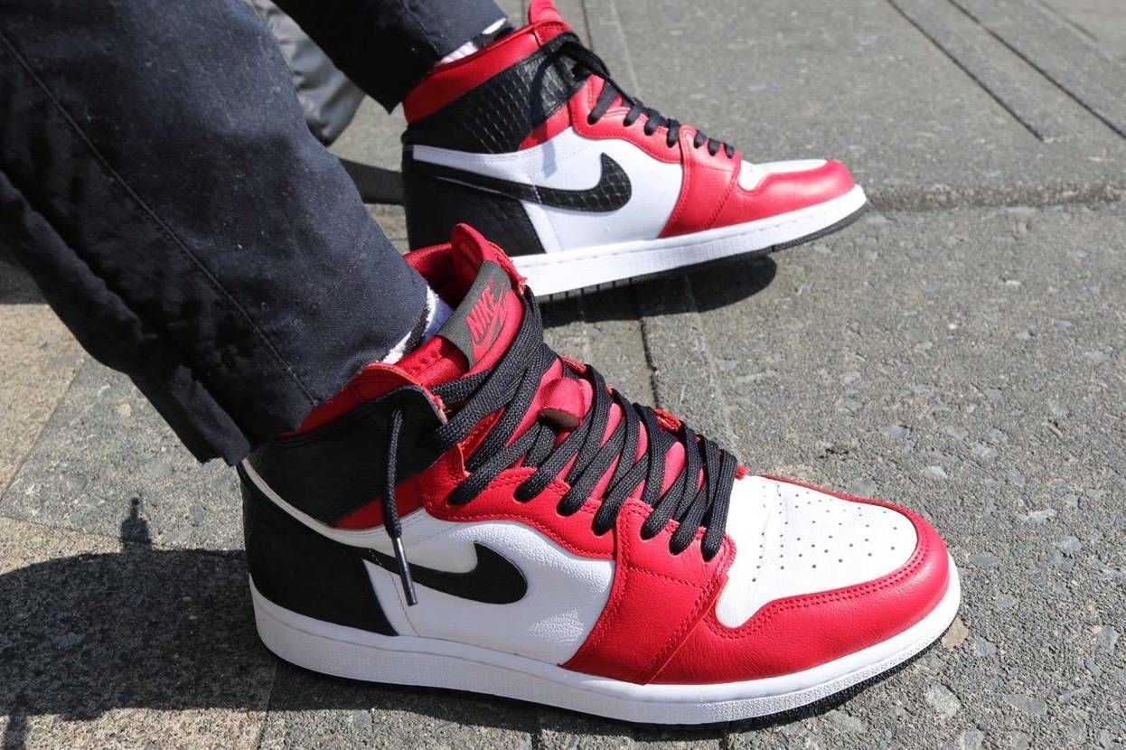 no doubt⚪️⚫️🔴
#nike #aj1 #aj1high #tok