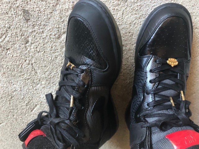 2011年発売mighty crownコラボダンク初おろし！
オール黒だけど、