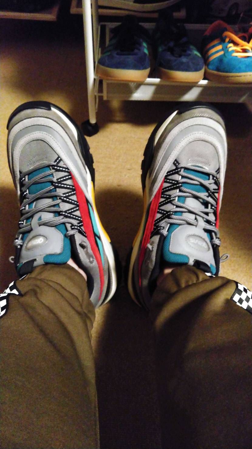 ひっさびっさのgravis!この丸っこい感じがたまらん。ri