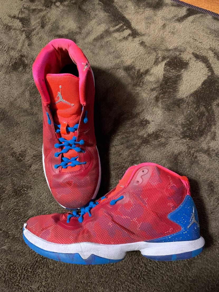 5年程前にプレゼントで貰った物です
NIKEiDで作ったものらしいですが今まで