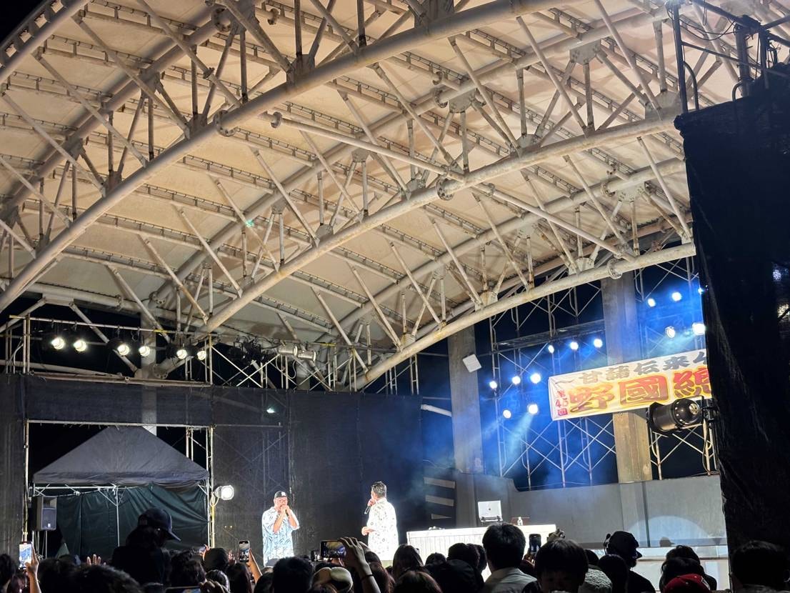 隣町のお祭り🎶
ミュージックライブのゲストはD-51や