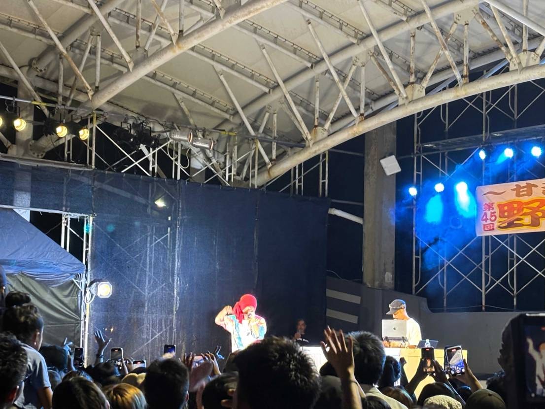 隣町のお祭り🎶
ミュージックライブのゲストはD-51や