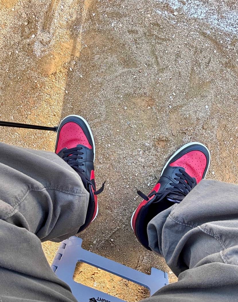 本日は、長女の小学校生活最後の運動会😆
チームカラーの赤い勝負靴で応援💪💪
