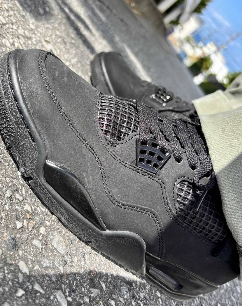 黒猫さんを履く。

授業参観に行く。

肉を食らう。

昼寝する。
