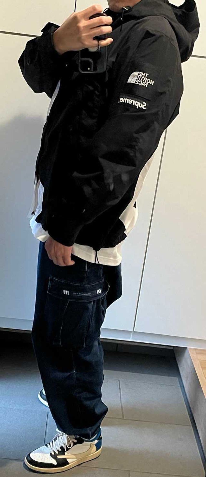 シェルジャケ着弾。
せっかくなのでsロゴマンパと比較してみました。
丈が少し