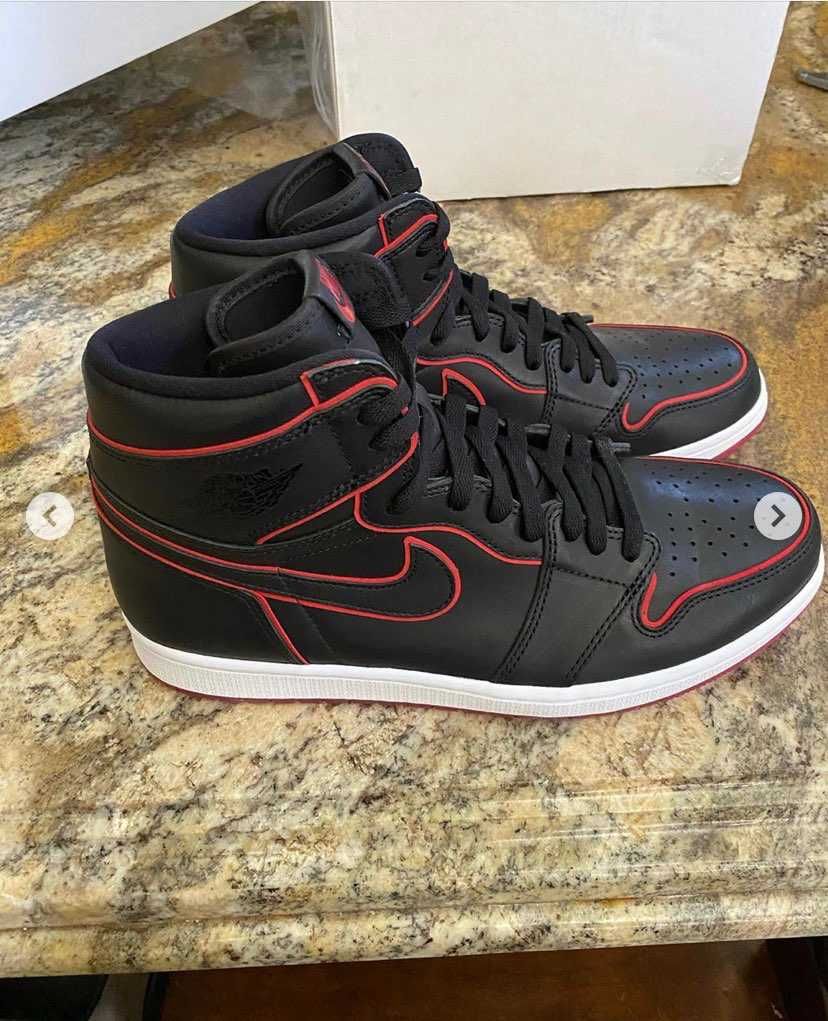 93足限定のNIKE AIR JORDAN 1 RETRO 