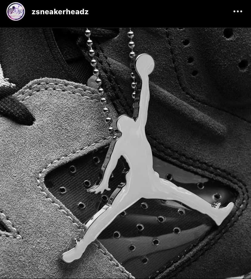 んん〜男っぽい色合いに見えるけど…またしてもWMNS💦