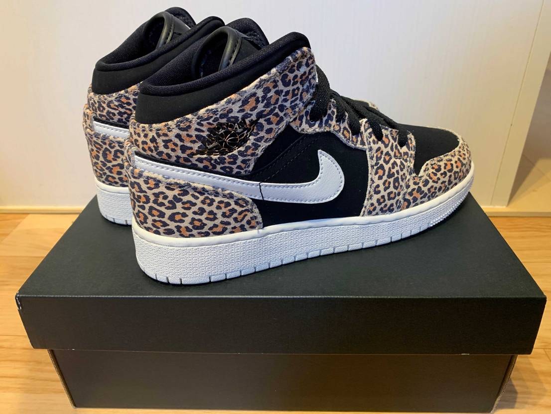 海外限定のJORDAN 1 MID Leopardを嫁用に購