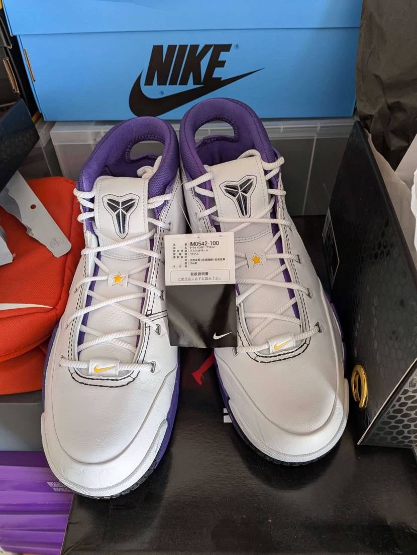 抽選系はアンディ初当選です。
Kobe1も初めてなんですが、内側のレザーはしわ