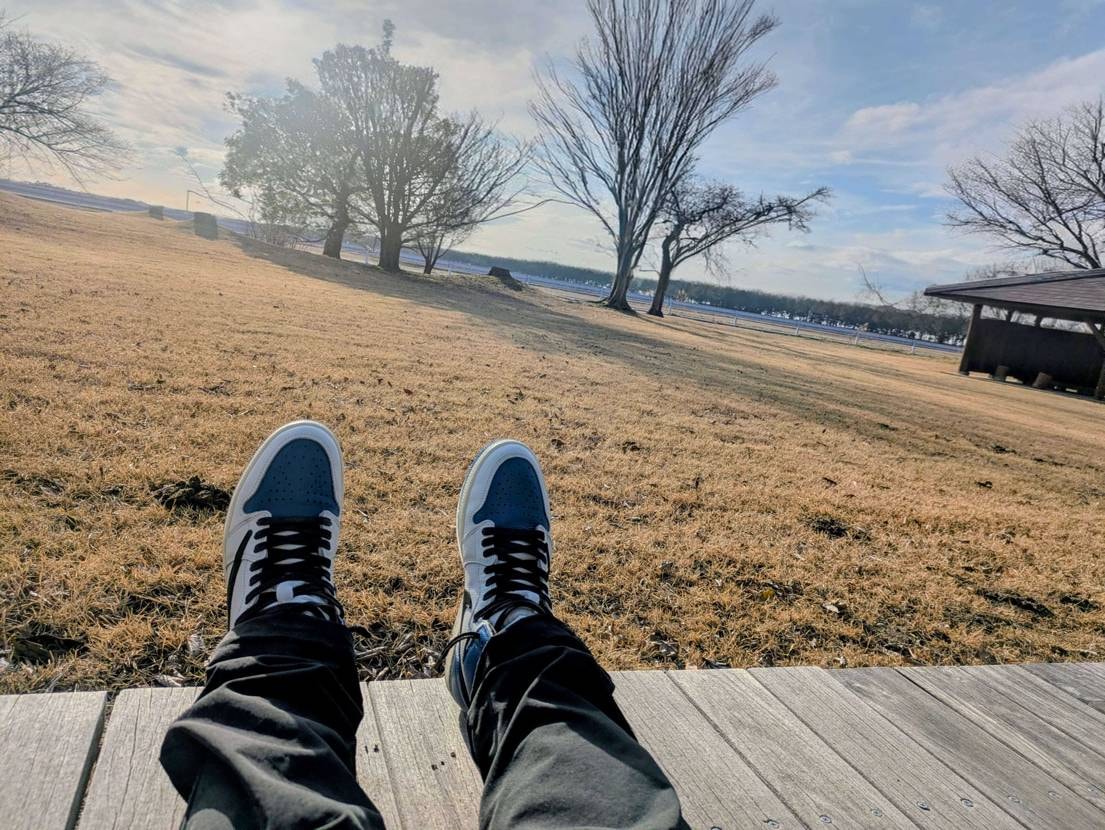 昨日の初めての支払いエラーでイラついた心を癒しに来ました☀
日向ぼっこは至福の