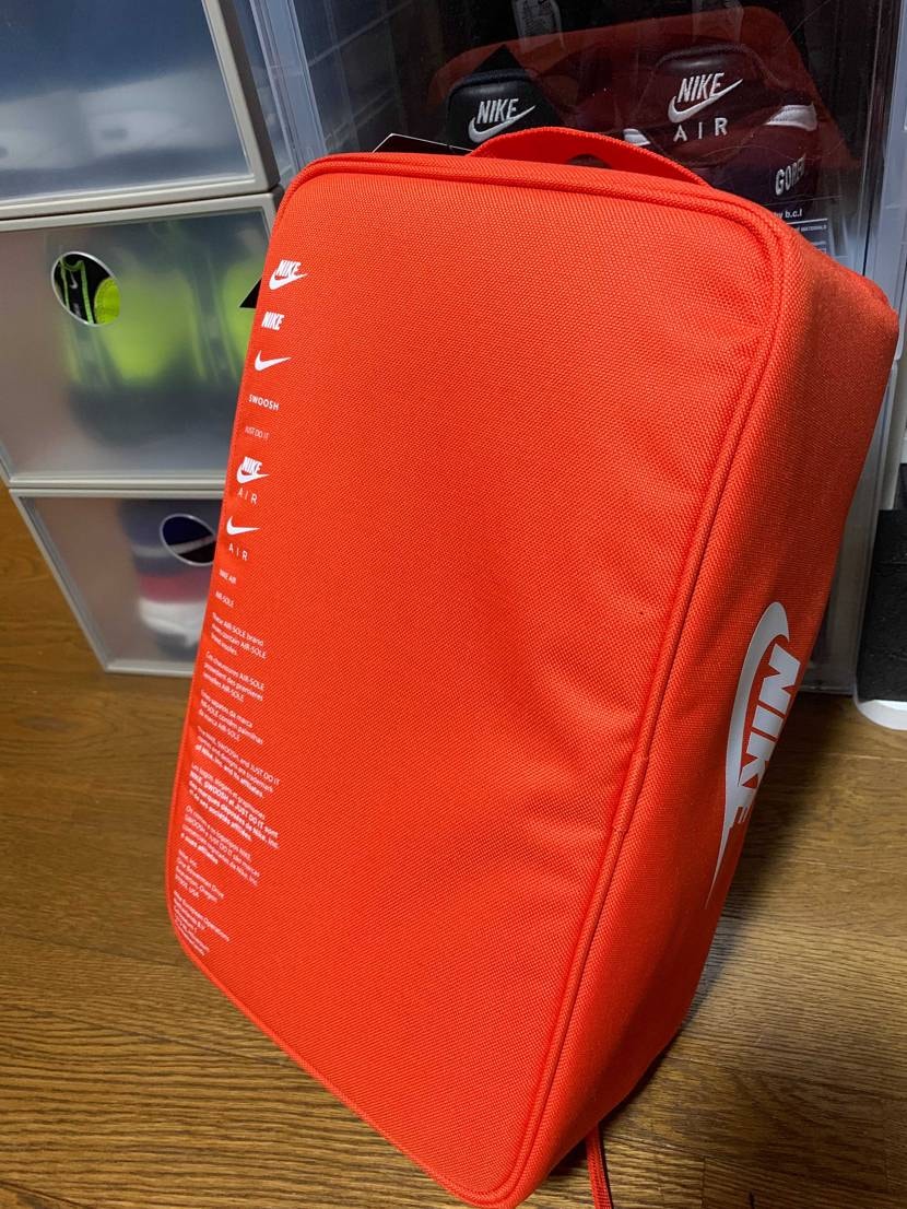 先日このシューボックスの投稿を見かけて、ついつい買ってしまっ