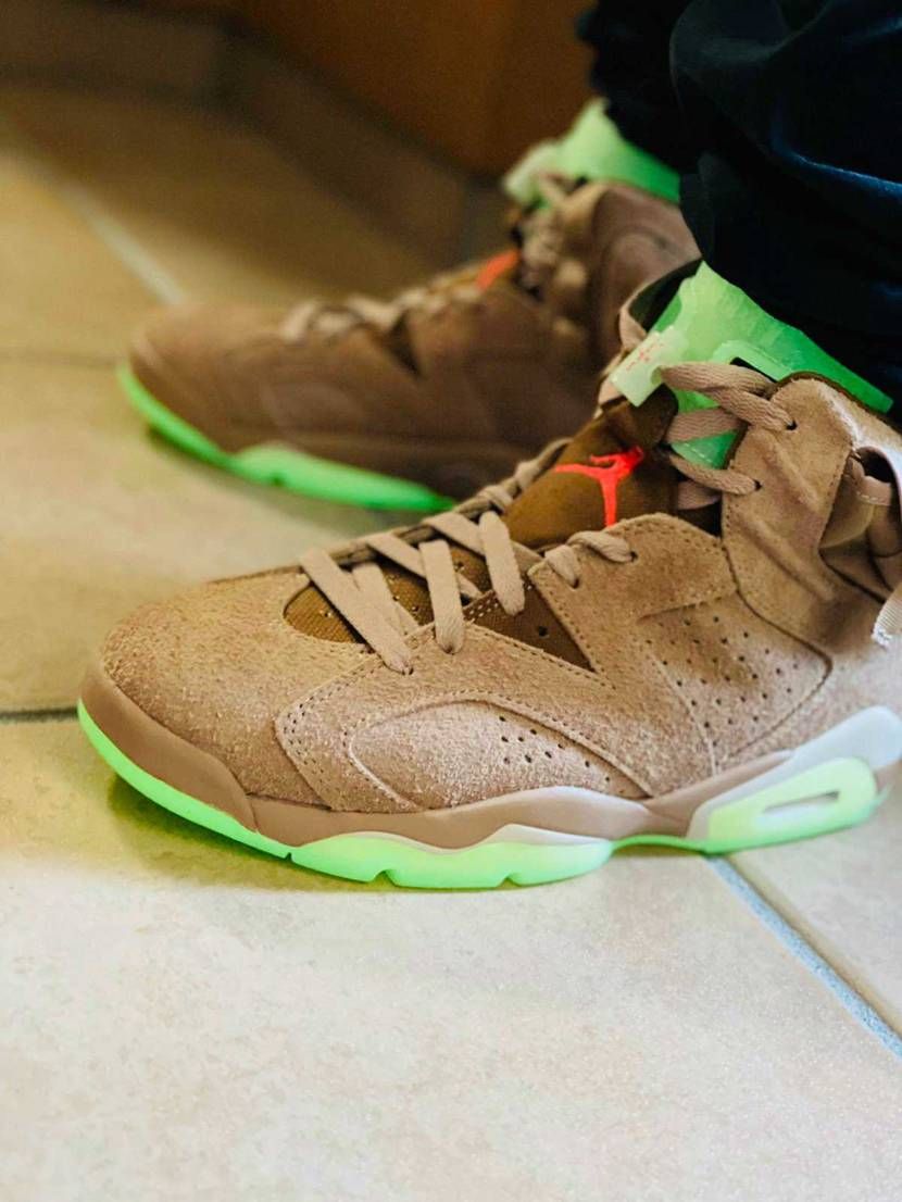Air Jordan 6 British Khaki x Travis Scot