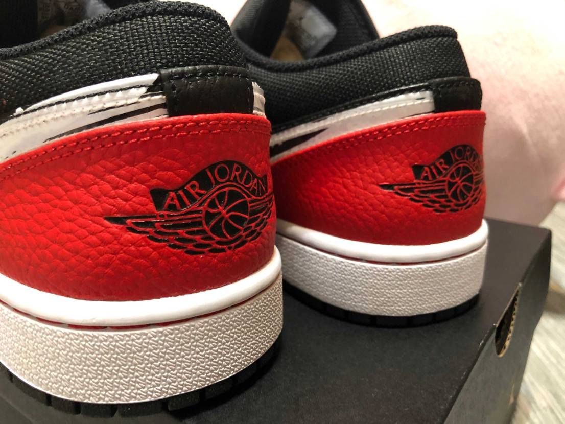 本日なんやかんやで届きました！
アッパーはシボ感のあるレザ