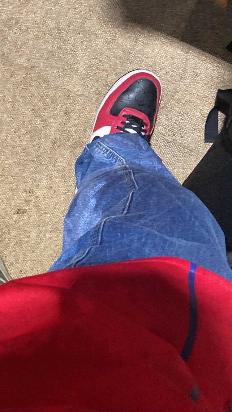 今日は仲良いお友達とプロ野球観戦〜⚾️⚾️

広島ファンだからユニフォームに