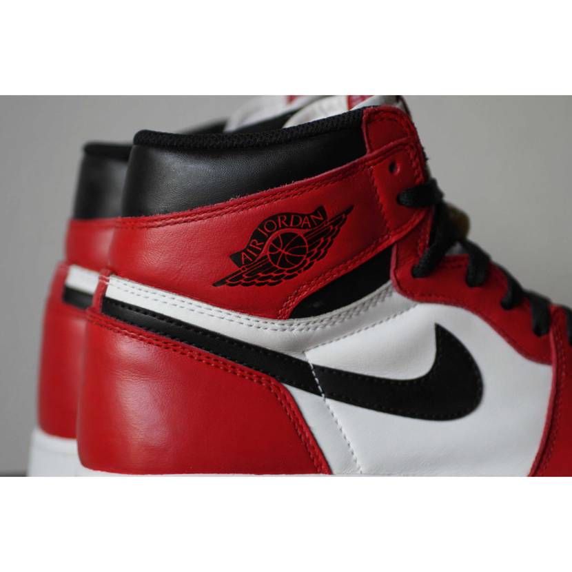 NIKE AIR JORDAN CHICAGO 2085
