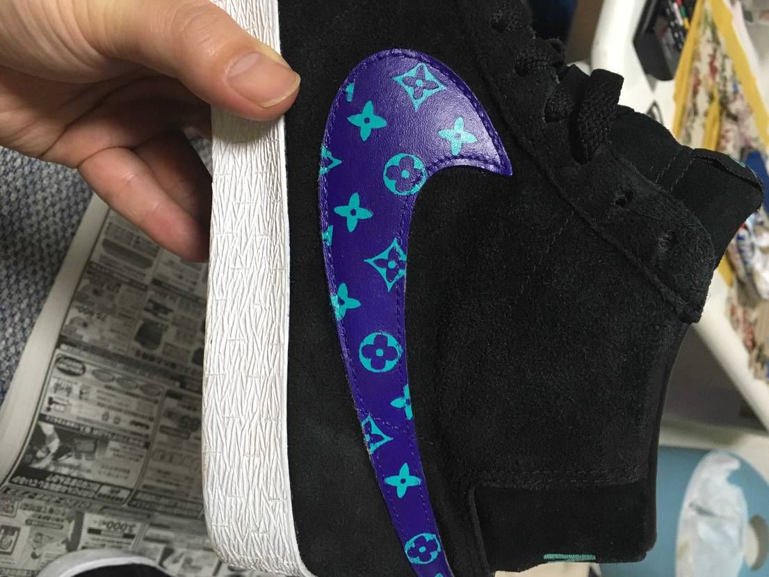 コレもそーとー前の作品！懐かしいw今でもたまに履くけど恥ずかしいww