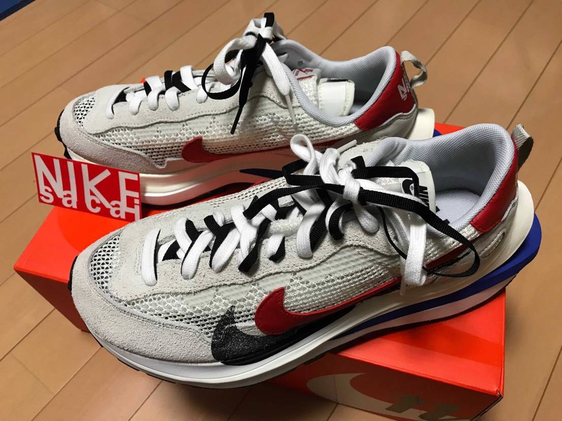 サカイ ナイキ ヴェイパー ワッフル ブラックアンドホワイト のコーデ 口コミ投稿 先日 Sacai オン Byとしこスペクター スニーカーダンク