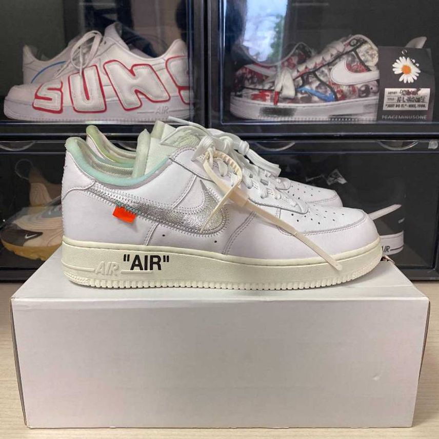 やっと届いた…。2ヶ月もStockXかかった
