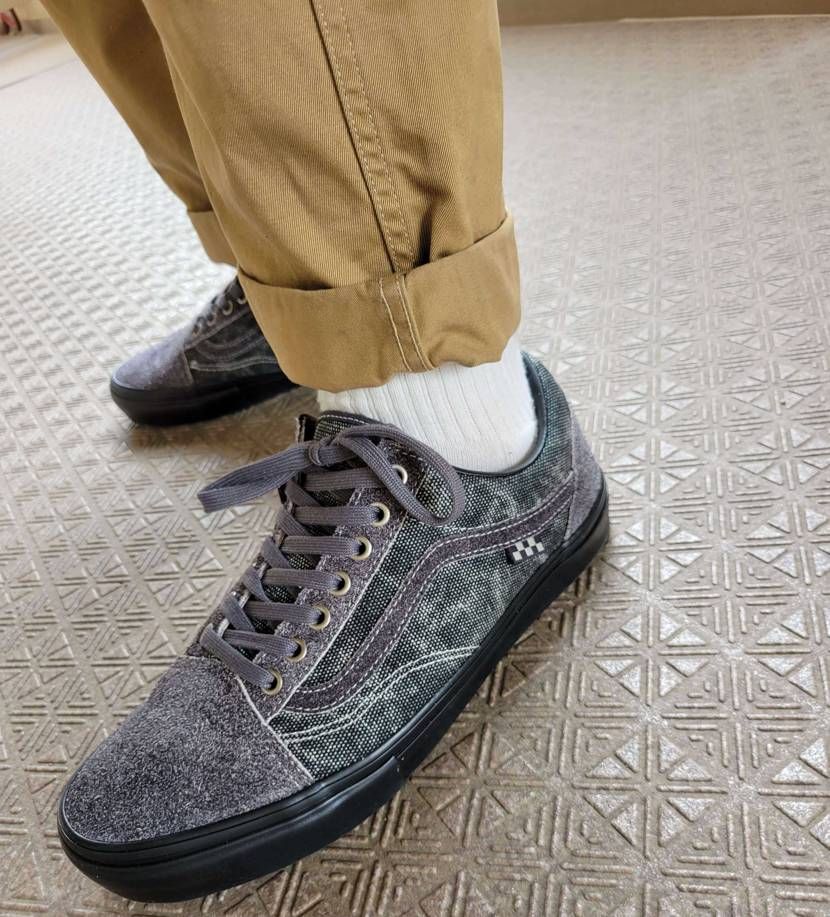 マイサイハーフ下げでもオールドスクールは
履ける🫡


HAL欲しかった