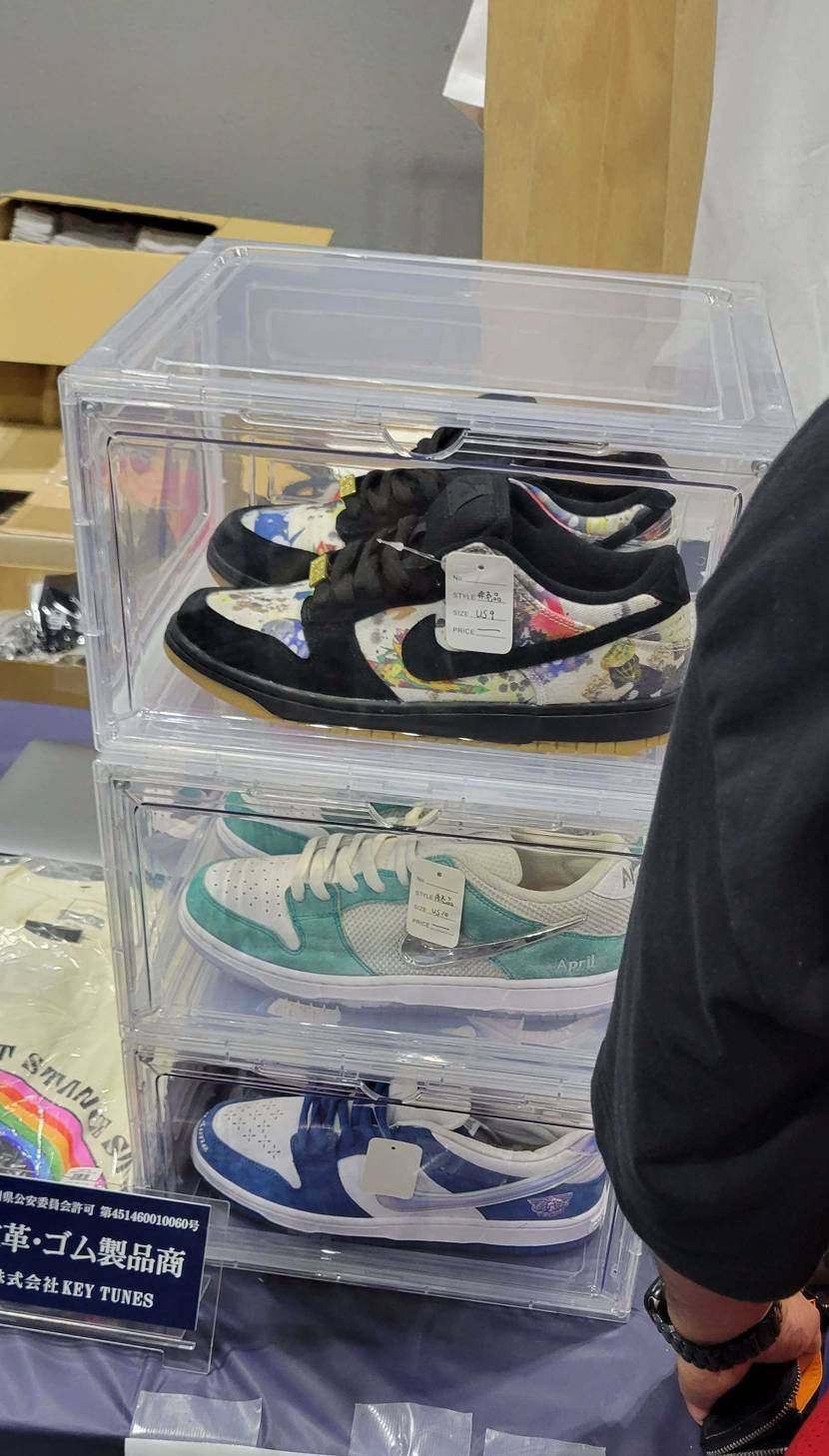 スニコン行ってもう退散しました🏃‍♀️💦
一般並びかなり行