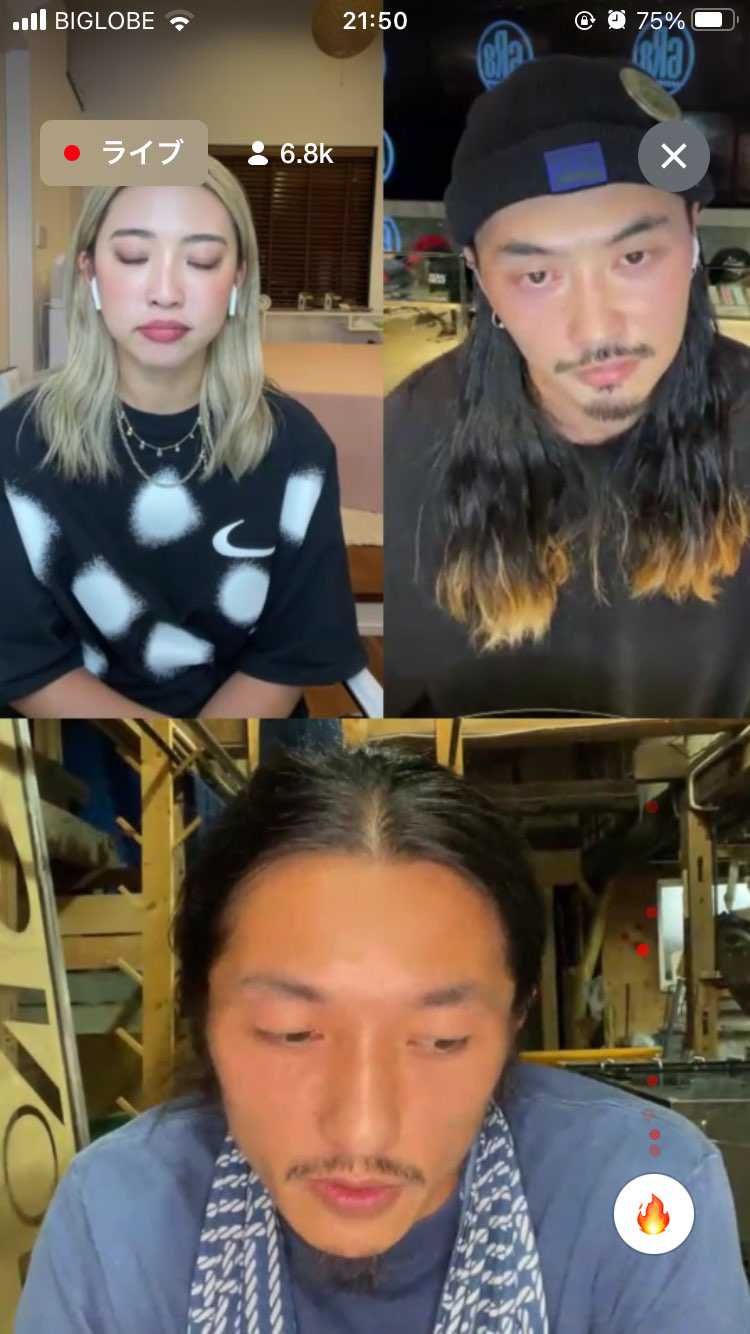 右上の人やってんな(笑)