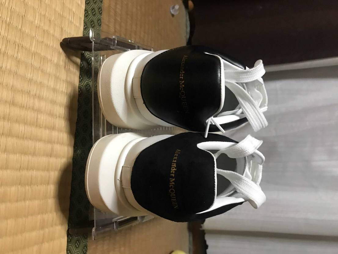 靴を1足購入しましたが、靴が多いので1足売りたいです。
私