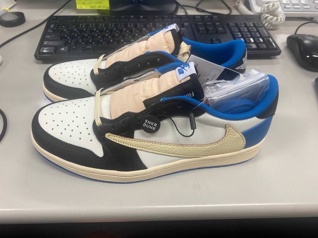 travisが届いたので配置変えました！
真ん中占領😉